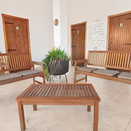 مزرعة للإقامة Le Sughere