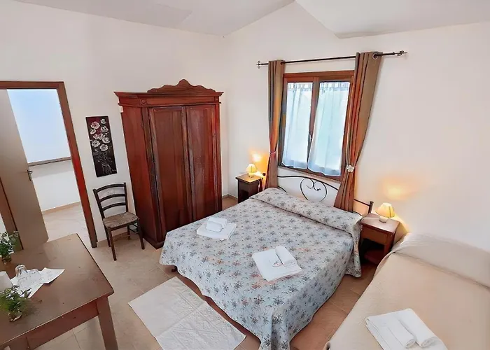 Le Sughere Alloggio per agriturismo Padru